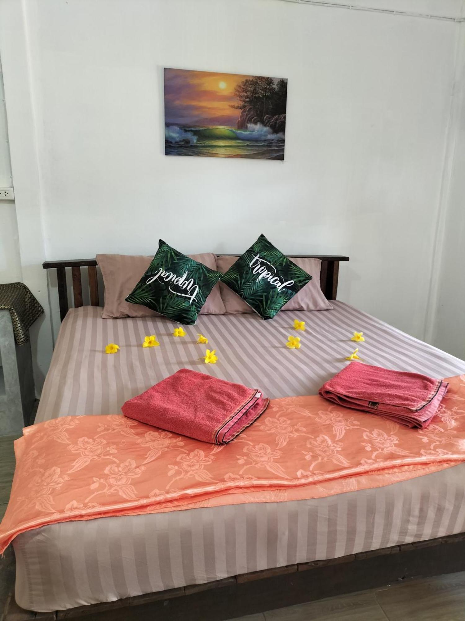Lanta Rabbit Rooms Ko Lanta Extérieur photo